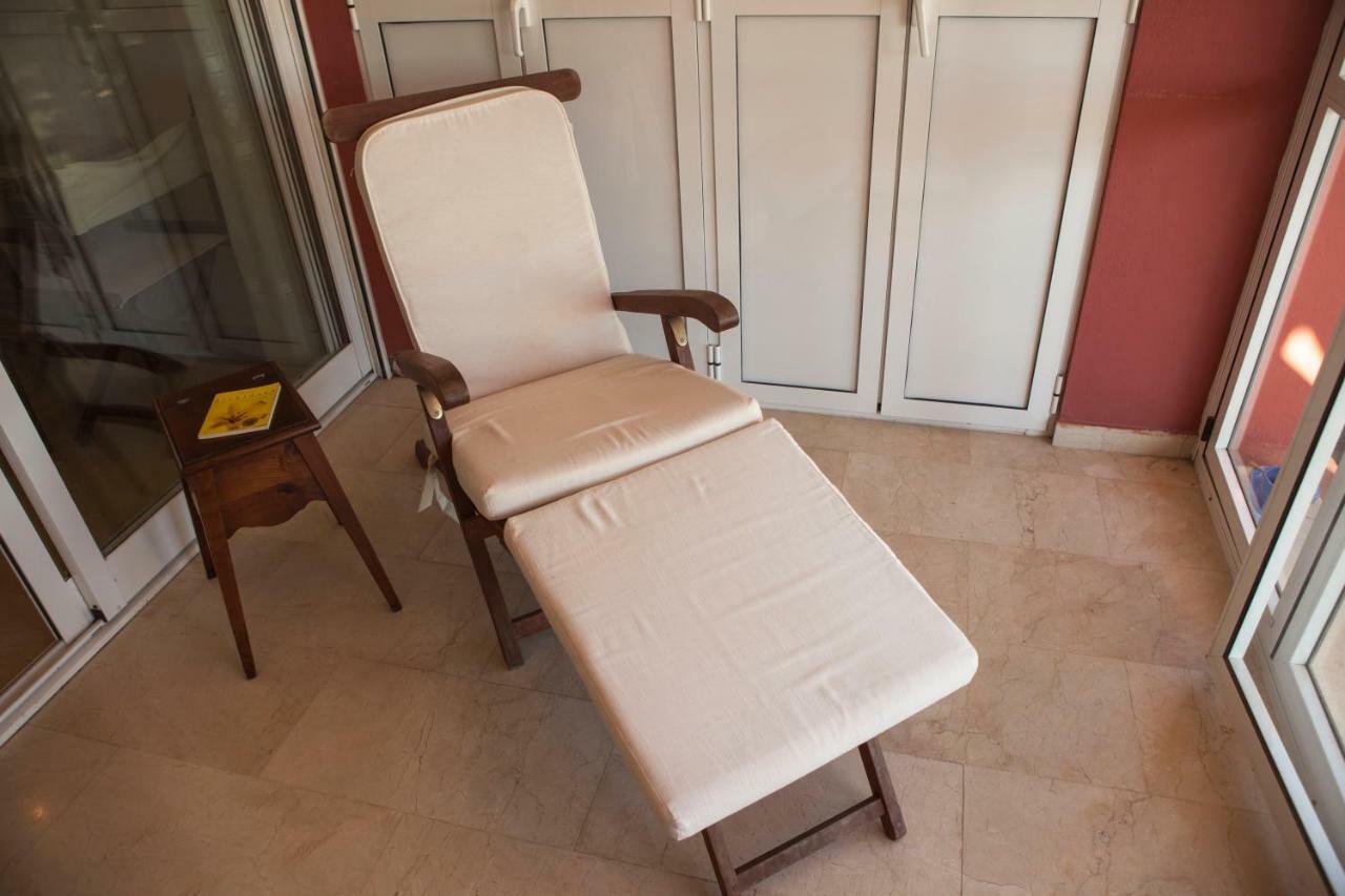 Apartamento playa Las Arenas Valencia Bagian luar foto