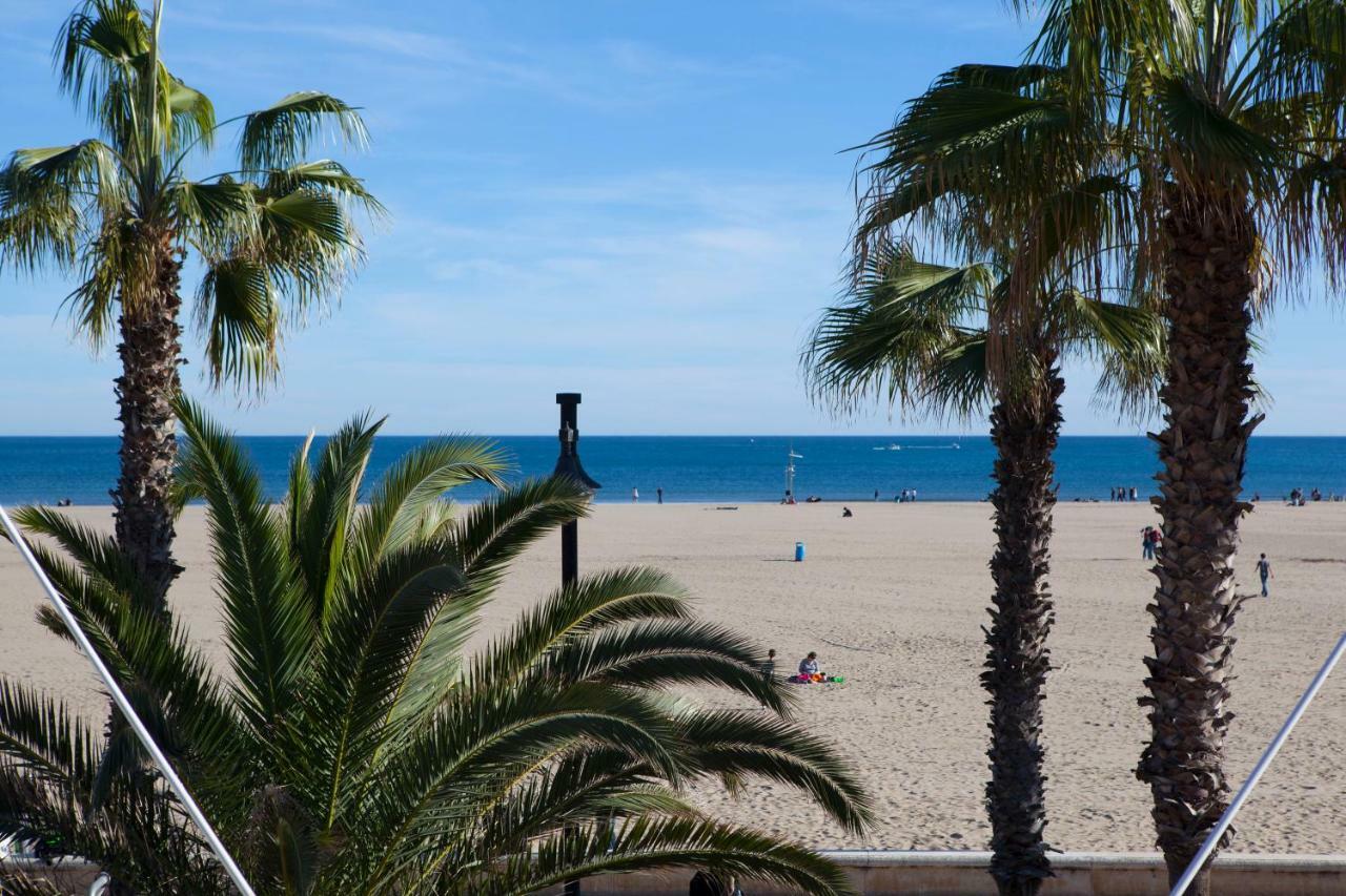 Apartamento playa Las Arenas Valencia Bagian luar foto